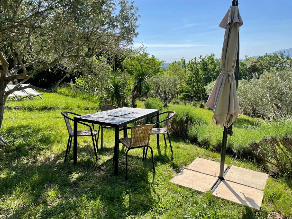 Вилла Sainte Victoire Le Cabanon Puyloubier Экстерьер фото