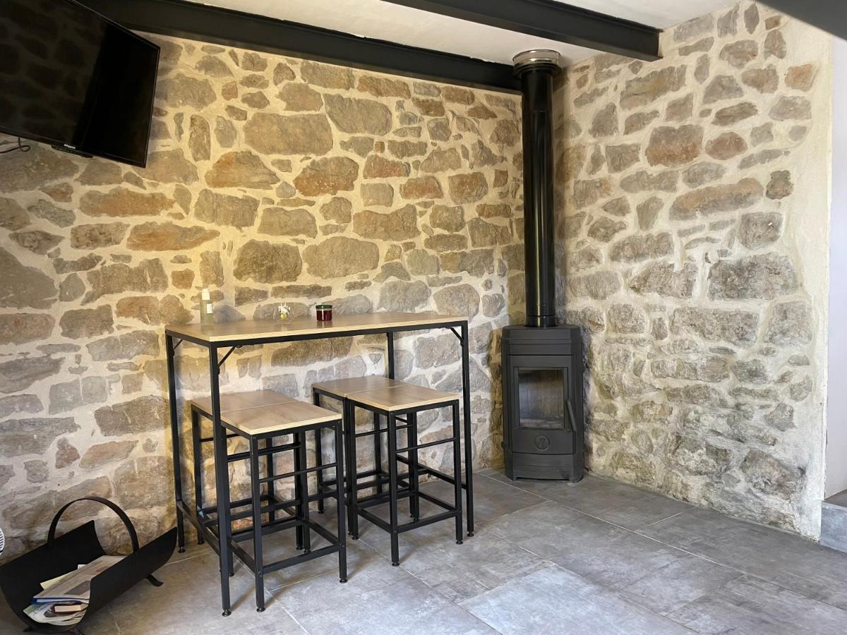 Вилла Sainte Victoire Le Cabanon Puyloubier Экстерьер фото