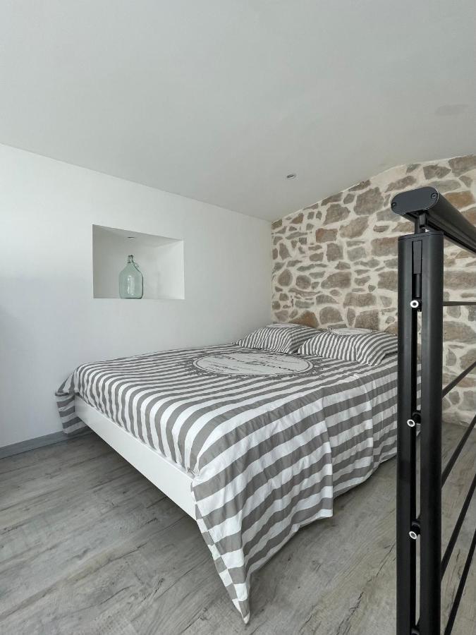 Вилла Sainte Victoire Le Cabanon Puyloubier Экстерьер фото